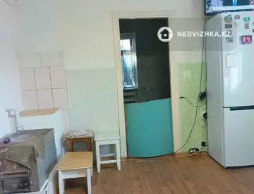 4-комнатный дом, 10 соток, 60 м²