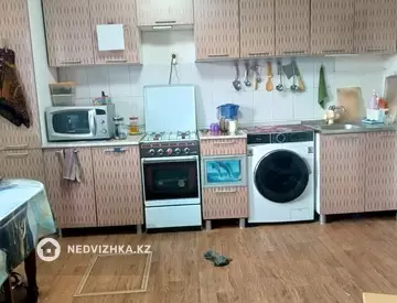 4-комнатный дом, 10 соток, 60 м²