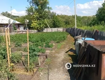 4-комнатный дом, 10 соток, 60 м²
