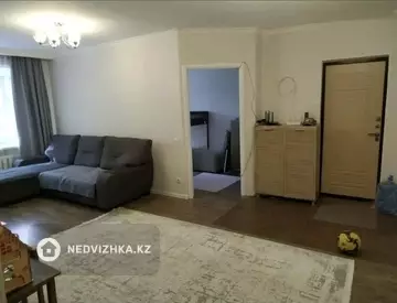 3-комнатная квартира, этаж 2 из 3, 67 м²