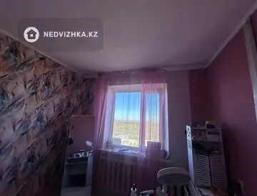 4-комнатная квартира, этаж 10 из 10, 76 м²