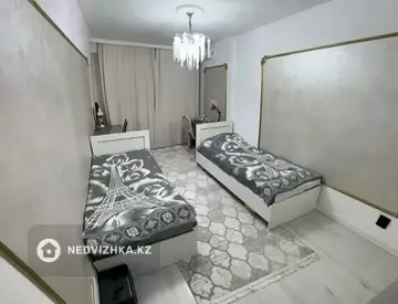 2-комнатная квартира, этаж 2 из 10, 62 м²