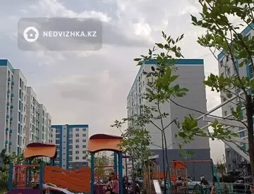 1-комнатная квартира, этаж 8 из 9, 42 м²