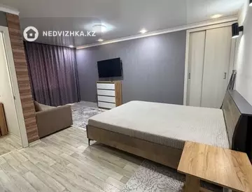 1-комнатная квартира, этаж 4 из 5, 33 м², По часам