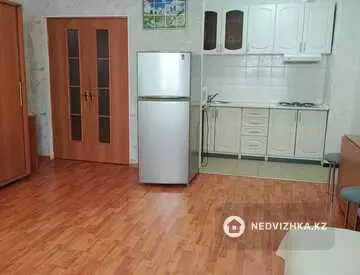2-комнатная квартира, этаж 10 из 15, 50 м², На длительный срок