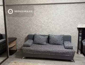 1-комнатная квартира, этаж 3 из 5, 41 м², Посуточно