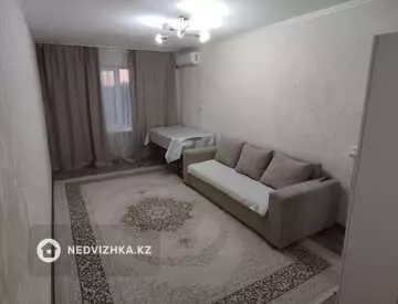 2-комнатная квартира, этаж 4 из 5, 44 м²