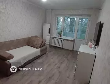 2-комнатная квартира, этаж 4 из 5, 44 м²