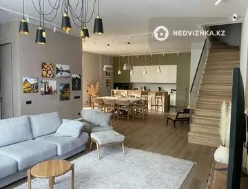 5-комнатная квартира, этаж 1 из 3, 300 м²