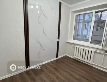 1-комнатная квартира, этаж 3 из 5, 38 м²