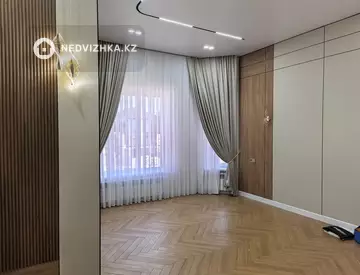 4-комнатная квартира, этаж 1 из 1, 190 м²