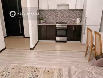 2-комнатная квартира, этаж 4 из 5, 38 м²