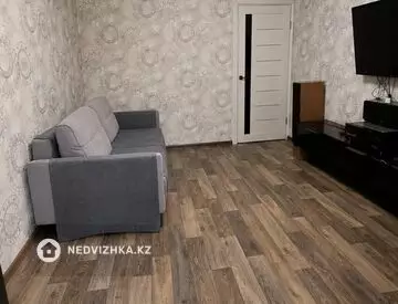2-комнатная квартира, этаж 4 из 5, 45 м²