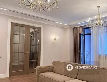 4-комнатная квартира, этаж 1 из 5, 147 м²
