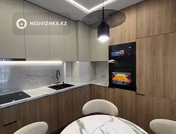 2-комнатная квартира, этаж 4 из 13, 54 м²