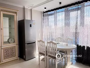 2-комнатная квартира, этаж 12 из 14, 66 м²