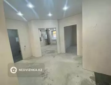 3-комнатная квартира, этаж 3 из 5, 101 м²