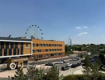 5-комнатная квартира, этаж 5 из 5, 162 м²