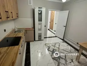 1-комнатная квартира, этаж 11 из 12, 38 м²