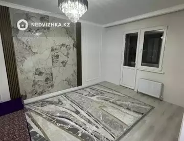 1-комнатная квартира, этаж 11 из 12, 38 м²