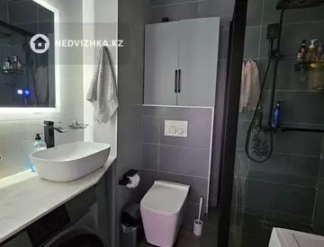 2-комнатная квартира, этаж 3 из 3, 48 м²