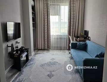 2-комнатная квартира, этаж 3 из 3, 48 м²