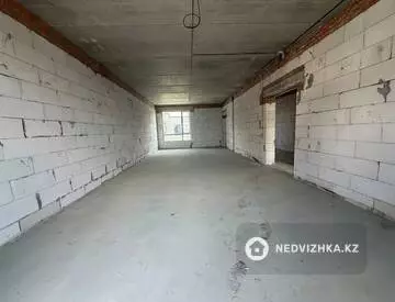5-комнатный таунхаус, 3 соток, 250 м²