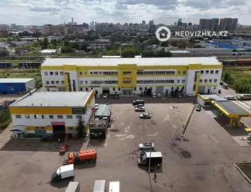 Магазин, этаж 2 из 3, 112 м², На длительный срок
