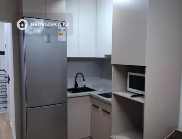 1-комнатная квартира, этаж 3 из 9, 36 м², На длительный срок
