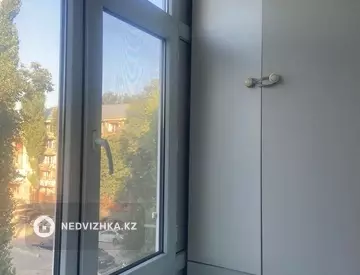 3-комнатная квартира, этаж 4 из 5, 62 м²
