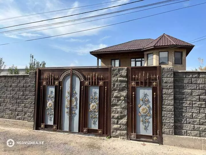336 м², 6-комнатный дом, 6.4 соток, 336 м², изображение - 1