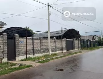 5-комнатный дом, 9 соток, 299 м²