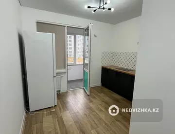 1-комнатная квартира, этаж 4 из 17, 34 м²