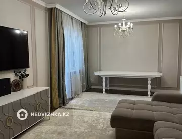 5-комнатная квартира, этаж 6 из 10, 135 м²