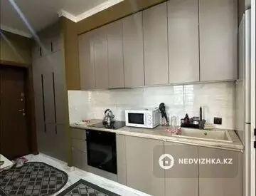 2-комнатная квартира, этаж 15 из 16, 45 м²