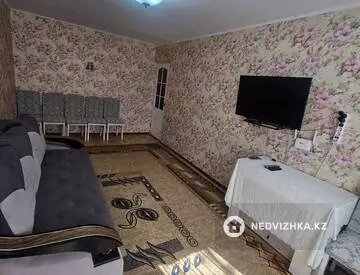 2-комнатная квартира, этаж 1 из 5, 45 м²