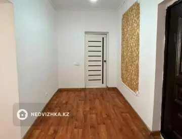 1-комнатная квартира, этаж 13 из 16, 64 м²