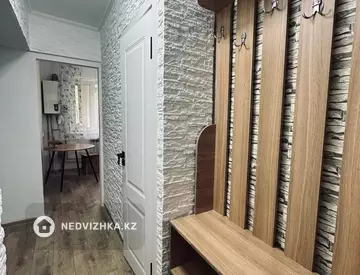 1-комнатная квартира, этаж 3 из 3, 32 м²