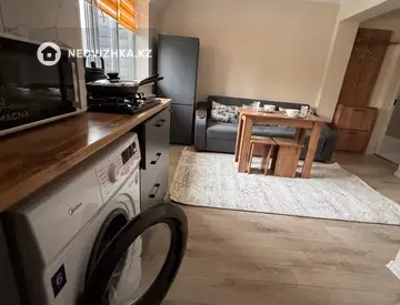 2-комнатная квартира, этаж 1 из 4, 50 м², Посуточно