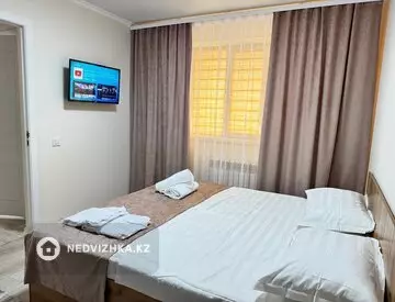 2-комнатная квартира, этаж 1 из 4, 50 м², Посуточно