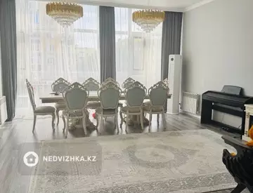 4-комнатная квартира, этаж 2 из 16, 147 м²