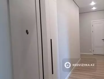 3-комнатная квартира, этаж 9 из 14, 73 м²