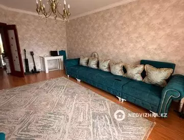 3-комнатная квартира, этаж 4 из 5, 79 м²