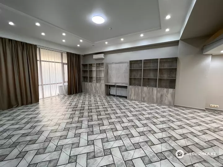 140 м², Офис, Магазин и др., этаж 2 из 12, 140 м², На длительный срок, изображение - 1