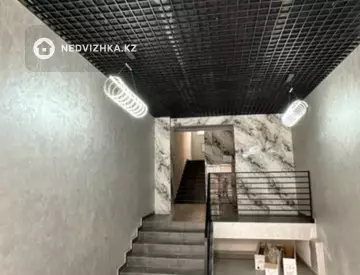 2-комнатная квартира, этаж 7 из 7, 77 м²