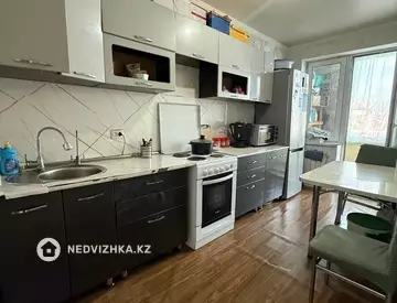 3-комнатная квартира, этаж 3 из 24, 75 м²