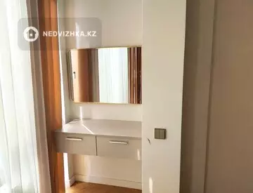 3-комнатная квартира, этаж 7 из 8, 67 м²