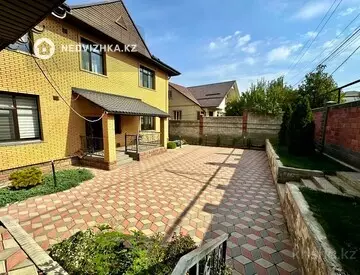 6-комнатный дом, 10 соток, 280 м²