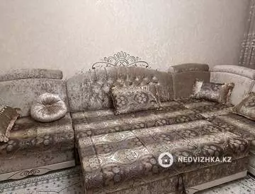 4-комнатная квартира, этаж 1 из 5, 72 м²