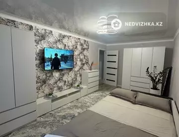 2-комнатная квартира, этаж 1 из 5, 45 м², Посуточно